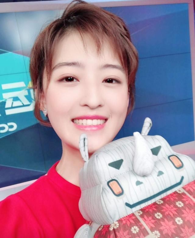 杨茗茗个人资料（杨茗茗离开央视去了哪）-