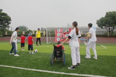 ​福利院的孩子们生活得怎么样？这三个故事打动人心