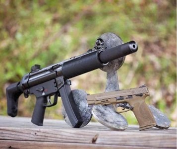 ​威名赫赫的MP5冲锋枪
