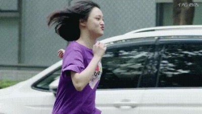 ​出道10年从一个极端走向另外一个极端，敏感的郑爽为何总这么偏激