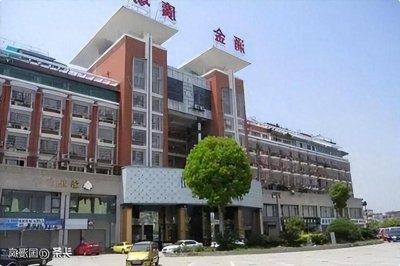 ​上海“最会赚”富婆陈金霞：丈夫跳楼继承70亿财产，14年赚310亿