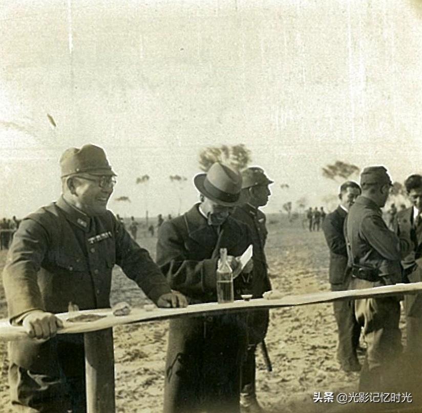 老照片:1940年--1941年石德铁路开通仪式(石家庄---德州)