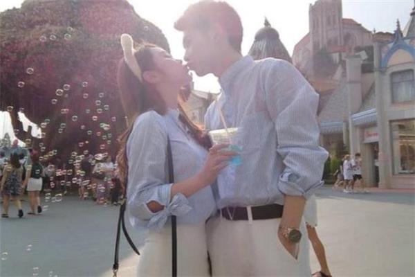 男生说晚安女生怎么回 男生说晚安代表什么 男生说晚安女生怎么回 男生说晚安代表什么