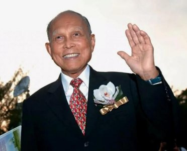​他是去世时唯一享国葬的商人，香港、澳门为他降半旗，知道是谁吗