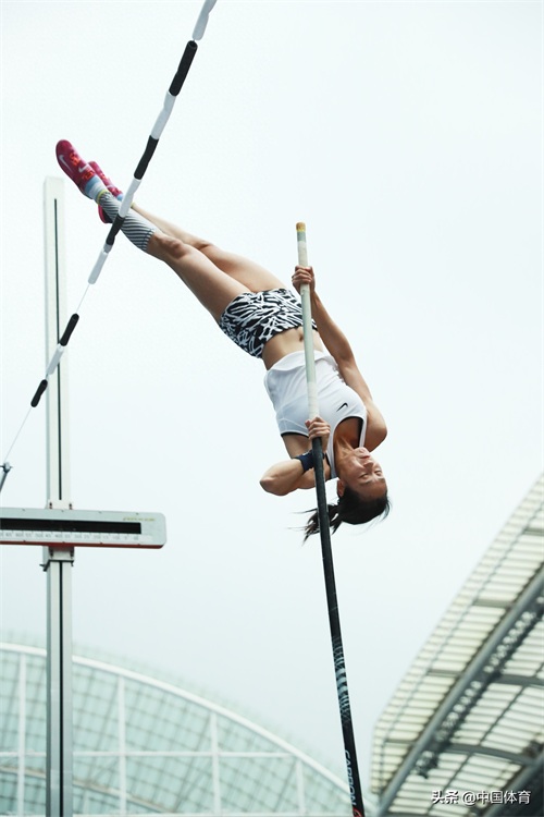 2019全国田径锦标赛在即,选手赛前热身