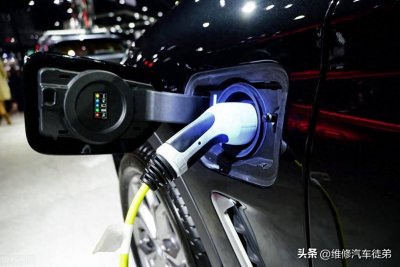 ​油电混合动力汽车，为什么销量不好，老司机因为4个弊端