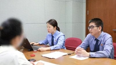 ​将数万条母婴信息出售给他人用于推销新生儿摄影业务 两名公司员工被公诉