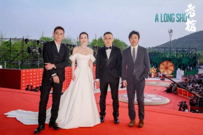 电影《老枪》中国首映口碑获赞 主创出席北影节