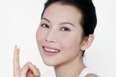 李嘉欣百度百科(最近猛涨的十大70后女明星)