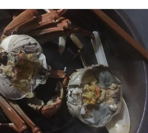 螃蟹里面黑色的是什么东西能吃吗