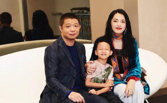 姚晨为什么和凌潇肃离婚（再看姚晨凌潇肃的婚姻）(28)