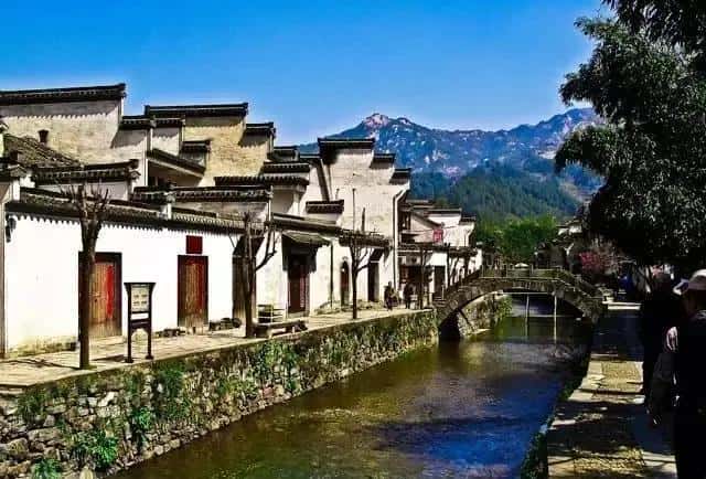 古建筑消失的原因主要是什么（古建筑消失的原因主要是）