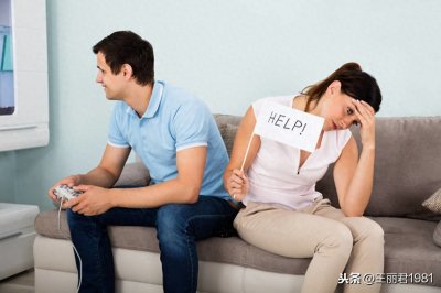 ​老公出轨了妻子的聪明做法 绝不是哭闹和离婚