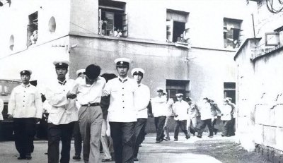 ​张界：杀害江姐的特务，和老婆吵架暴露罪行，被老婆情夫检举落网