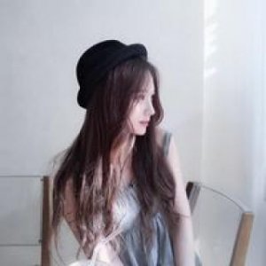 “优衣库门”女主晒近照,打破之前传闻
