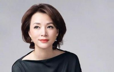 ​董卿老公密春雷：出身贫困乡村，白手起家赚到60亿，追到央视女神