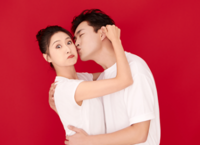 王彦霖艾佳妮宣布结婚,恭喜!王彦霖官宣与艾佳妮结婚,晒结婚美照互相甜蜜告白