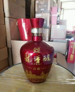 ​龙香醇52度价格2013年(龙香醇42度浓香型价格)