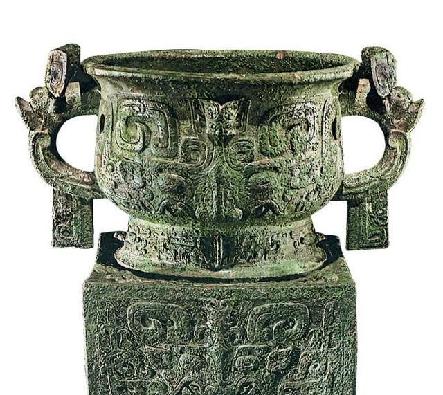 青铜之冠指的是什么青铜器，出土文物青铜之冠指的是？图3