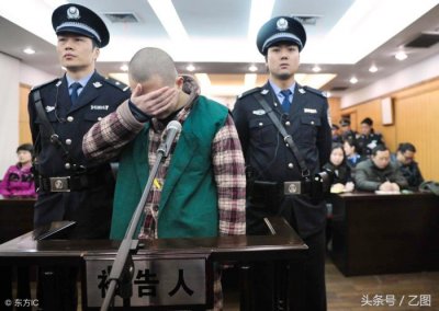 图书馆杀人事件,男生图书馆砍杀学弟