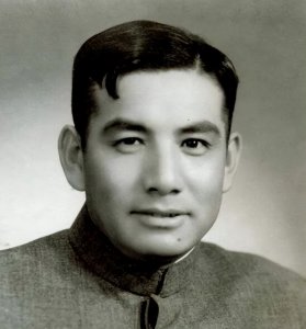 ​张灵甫简介 张灵甫的妻子子女