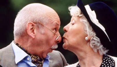 ​离婚女人想睡男人的暗示（可能会给你的哪几种暗示）