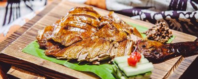 ​北京烤鸭用的酱叫什么 北京烤鸭的酱料是什么做的