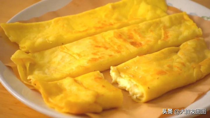 奶油的各种吃法大全（软噗噗的奶油鸡蛋饼做法）