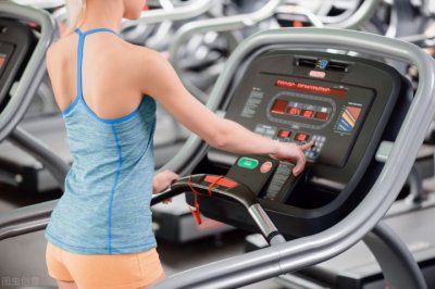 ​家用跑步机十大名牌家用（家用跑步机选购标准及建议）