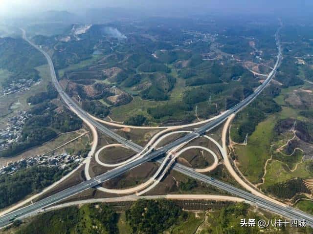 两广高速是哪里到哪里（两广高速是哪两广）