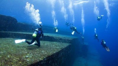 ​日本海底居然有座“沉没的城市”，被称作日本万年“水下金字塔”