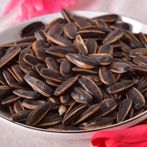 核桃味瓜子是怎么做出来的(核桃味瓜子的做法)