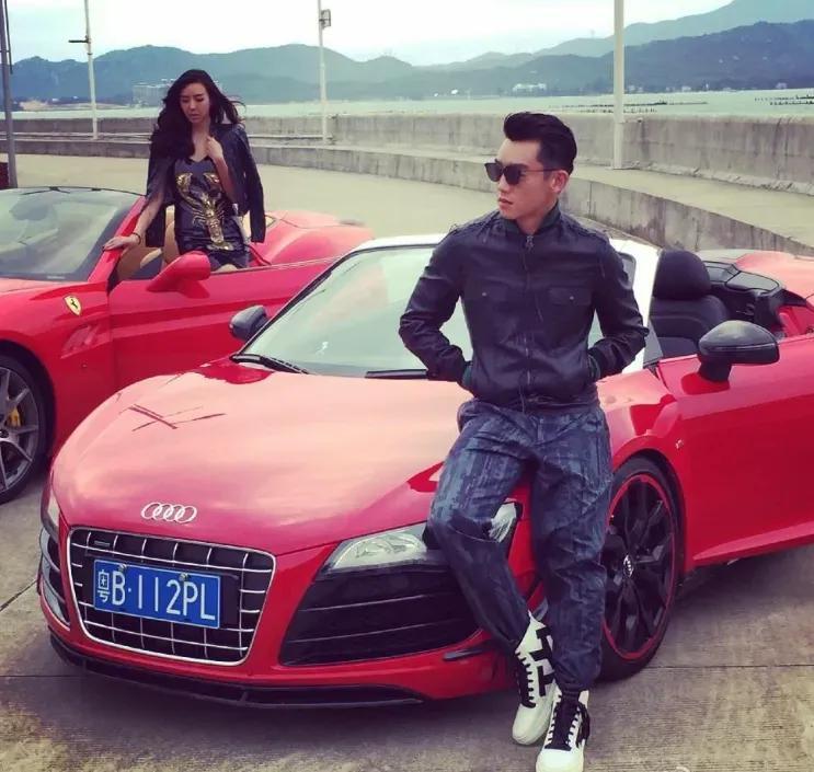 郑凯演员个人资料简介 精致猪猪男孩贴面膜一张128元，住200平方的豪宅，他有多少钱