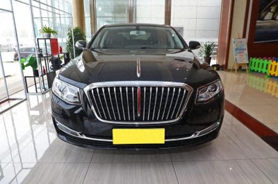 ​“国车”红旗怎么样？表哥开了3000公里，分享感受：实力不输奔驰