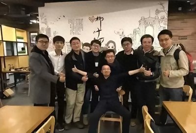 ​因痛恨地沟油，16位清北学霸合伙开烧烤店，意外成科研大佬聚集地