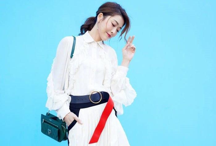 39岁周丽淇与傅浤鸣结婚，回顾周丽淇经历的四段情史