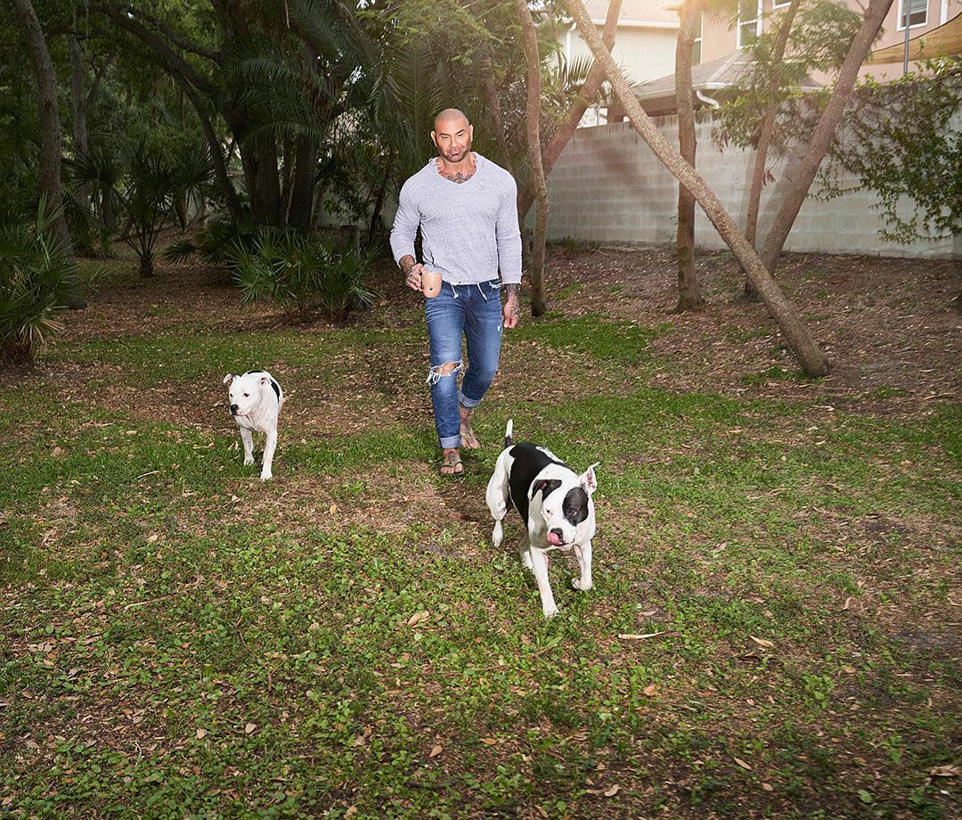 戴夫·巴蒂斯塔个人资料写真作品