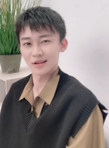 ​刘怡潼为什么叫刘一teng(刘怡潼的详细资料)