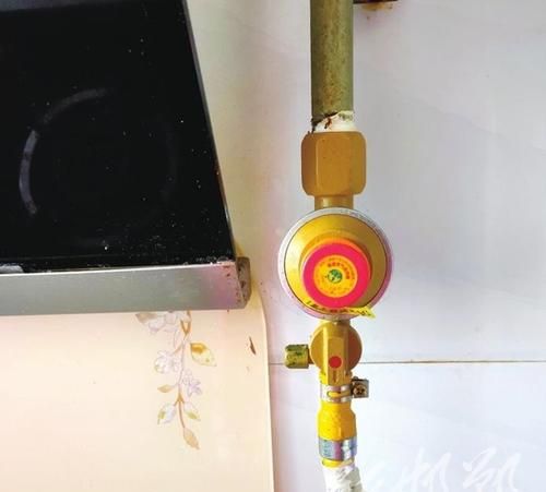 天然气阀门锁了怎么开图解