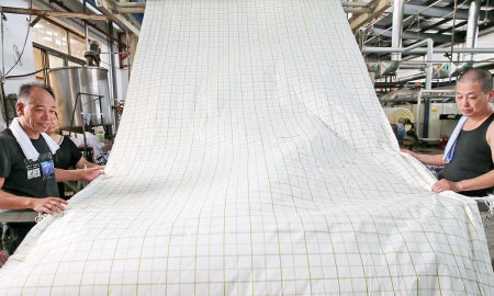 漂白剂能把鞋子漂白,漂白剂能把发黄的鞋子漂白吗图1