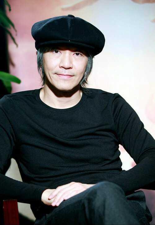 向华强不是有黑帮背景吗？为什么不敢动周星驰？原因太无奈