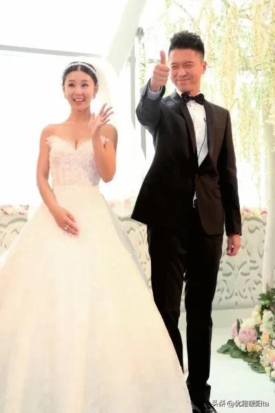 演员李小萌的父是谁(李小萌的父亲叫什么名字)