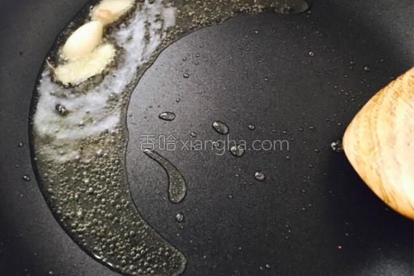 家常蜜汁鸡翅最简单做法(10分钟焖出一锅嫩滑爆汁的鸡翅)(8)