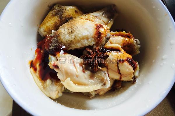 家常蜜汁鸡翅最简单做法(10分钟焖出一锅嫩滑爆汁的鸡翅)(6)