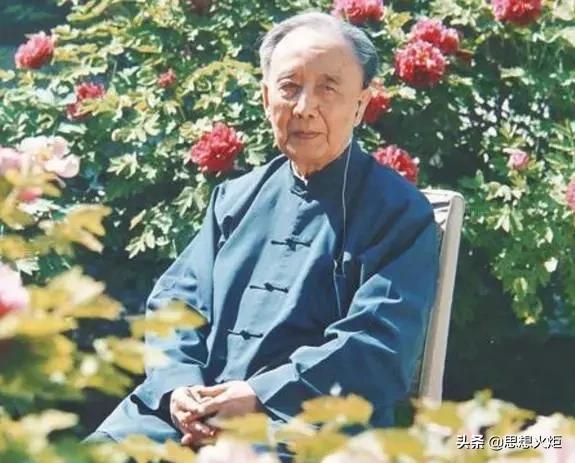 一位民主人士：我要为郭沫若同志说几句话