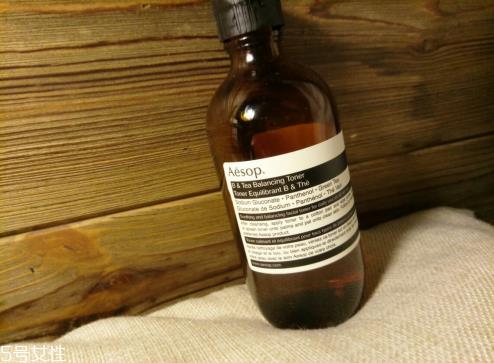 伊索绿茶水和悦木之源菌菇水哪个好 aesop维b绿茶平衡液 伊索绿茶水和悦木之源菌菇水哪个好 aesop维b绿茶平衡液