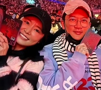 ​48岁林心如和苏有朋同框：看到林心如我感慨“皮相美真的不扛老”