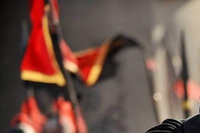 ​精忠岳飞小梁王谁演的