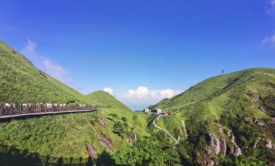 ​芦溪武功山，江西武功山海拔最高多少米？