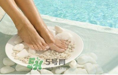 醋泡脚多长时间最好?醋泡脚一次用多少合适 醋泡脚多长时间最好?醋泡脚一次用多少合适